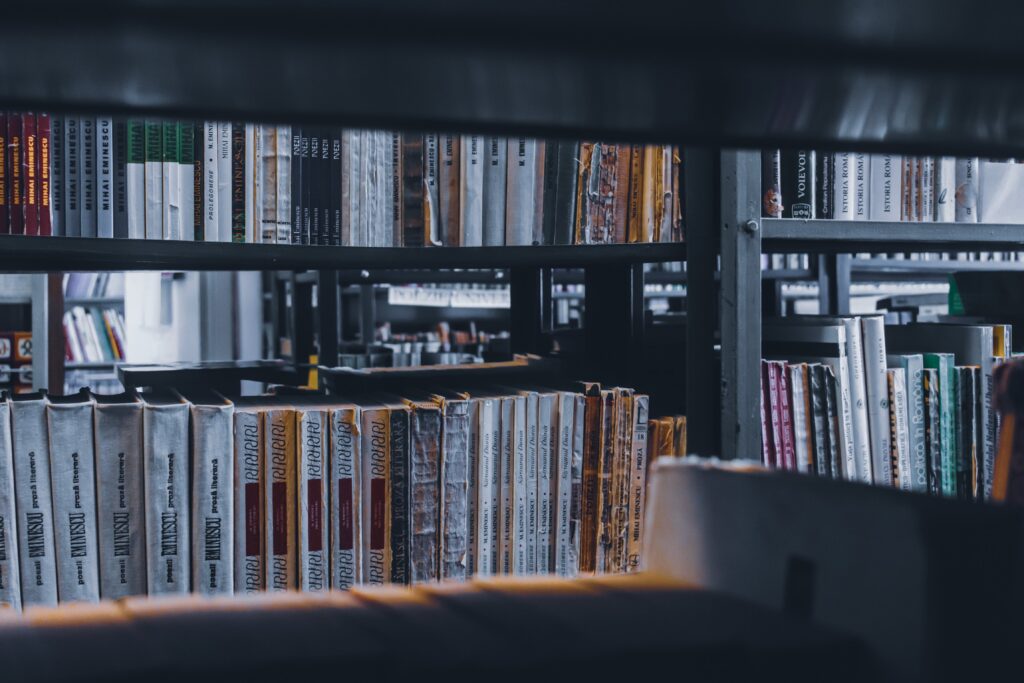 Langkah Demi Langkah Menjadi Editor Buku Online