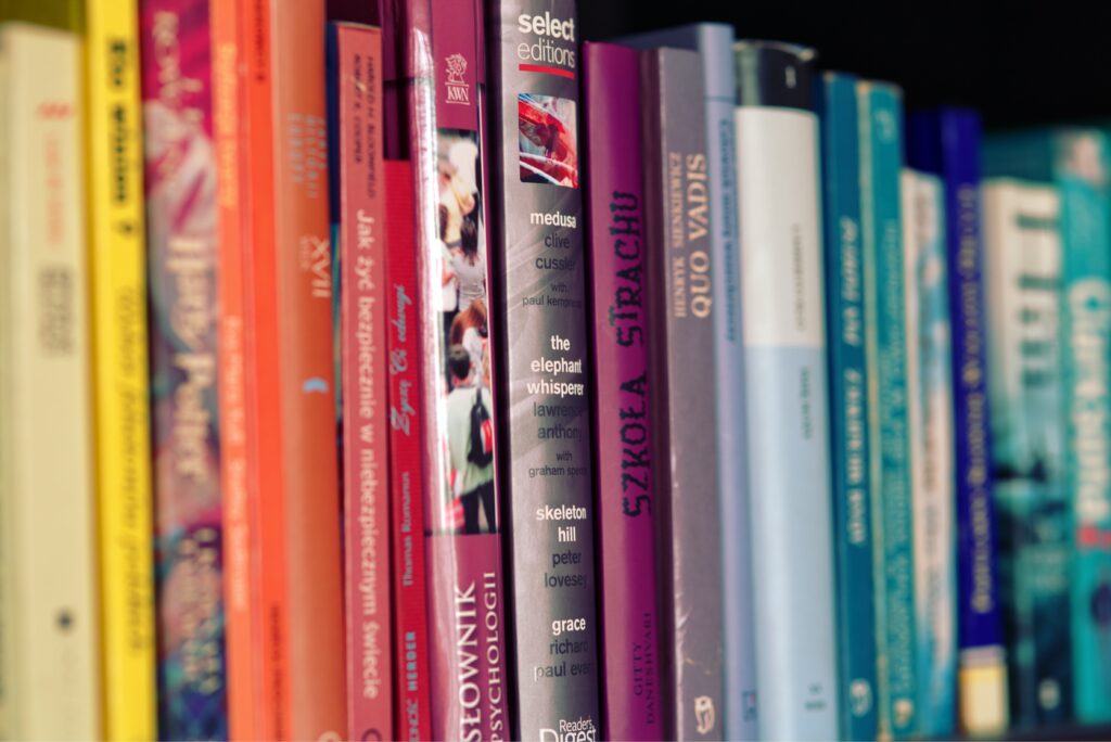 Kolaborasi Co-Writer dalam Penulisan Buku Monograf