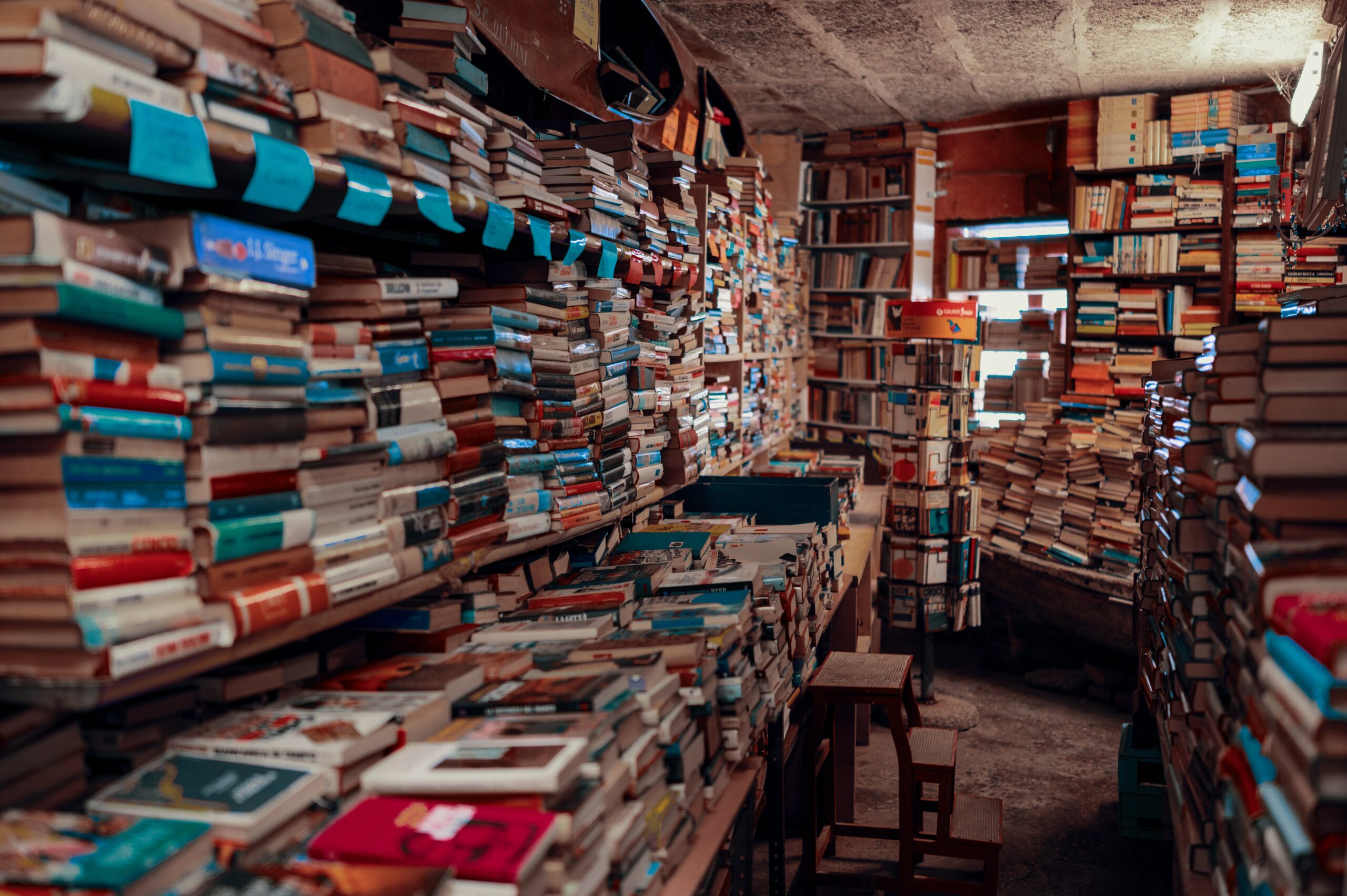 Peran dan Pentingnya Buku Ajar