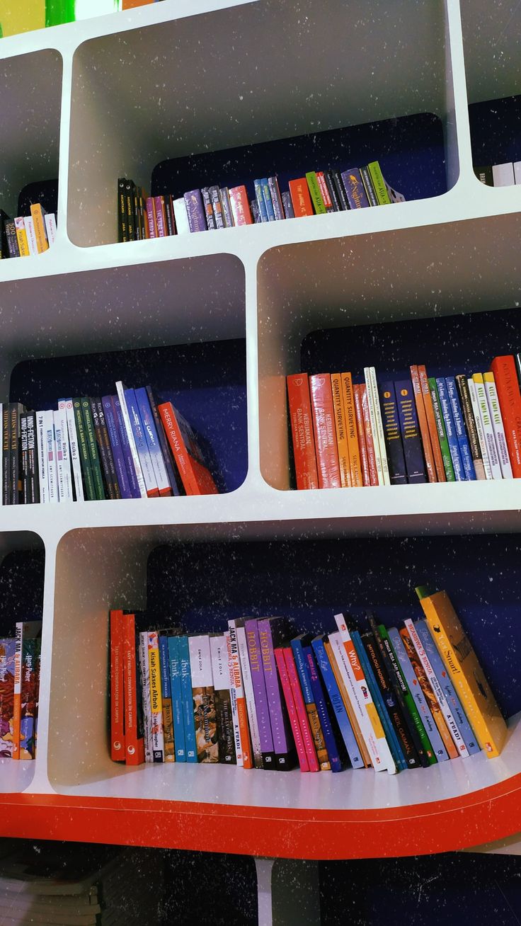 Jasa Penerbitan Buku Cepat dan Murah: Mitos atau Fakta?
