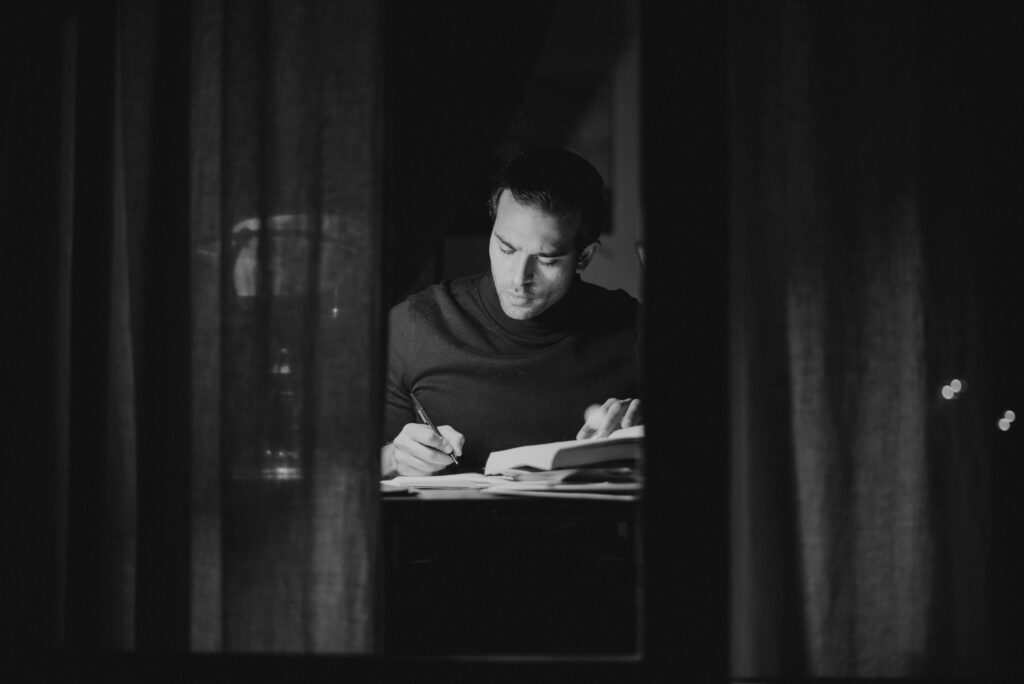 Pengaruh budaya dalam penulisan buku sejarah