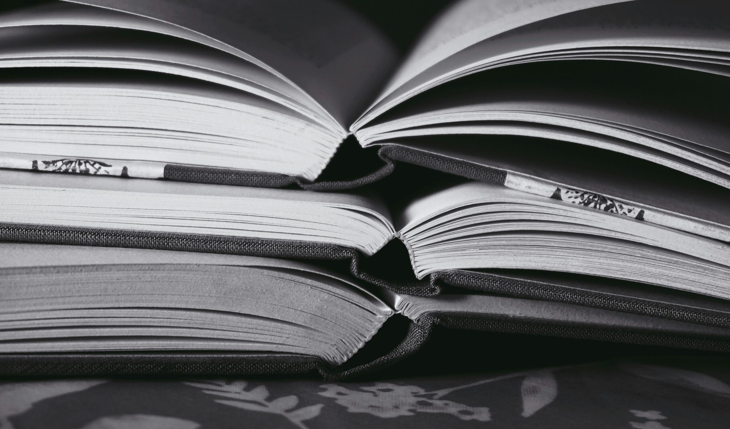 8 Jenis Buku yang Sesuai dengan MBTI, Kamu yang Mana?