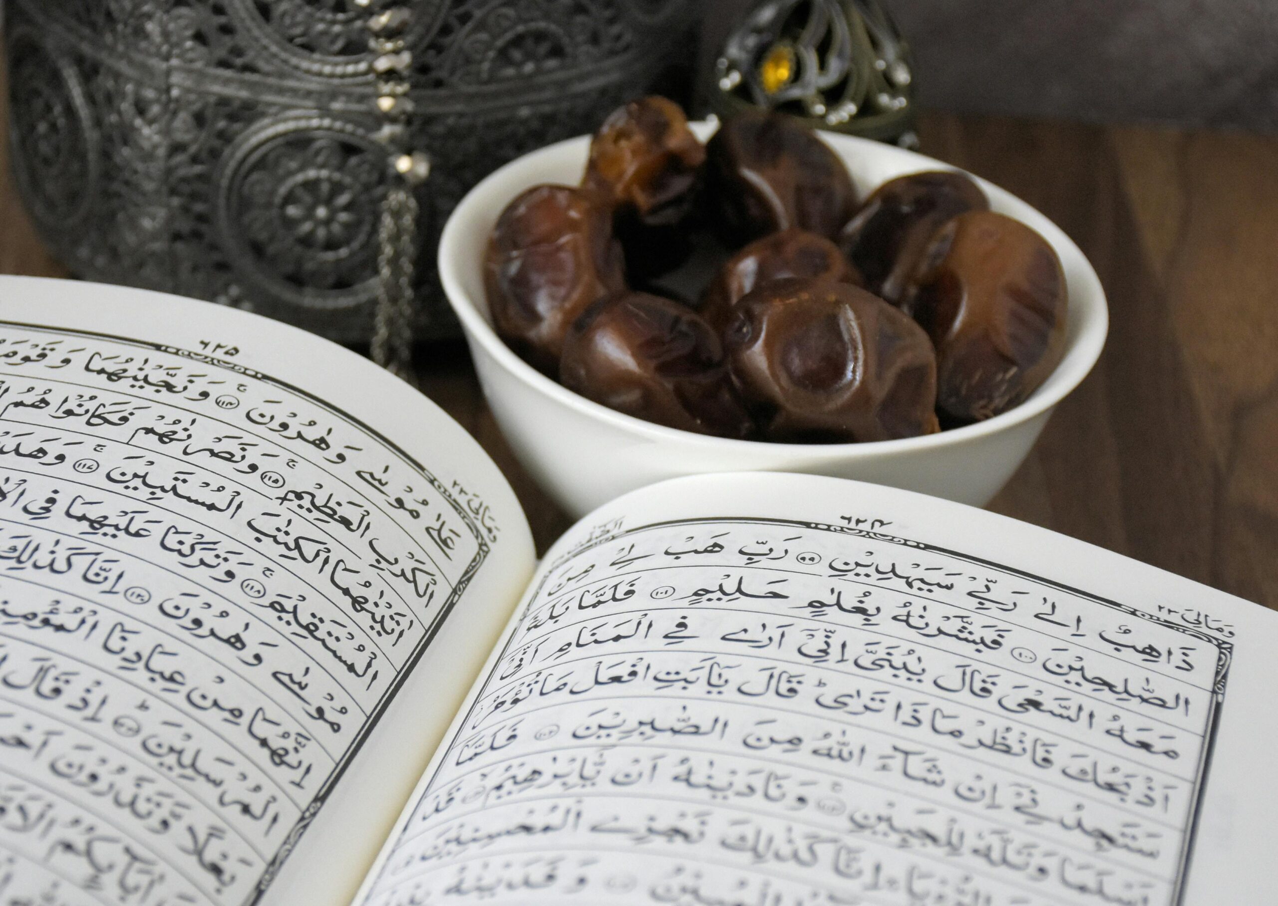 Panduan Menulis Buku Islami yang Menginspirasi dan Membuka Wawasan