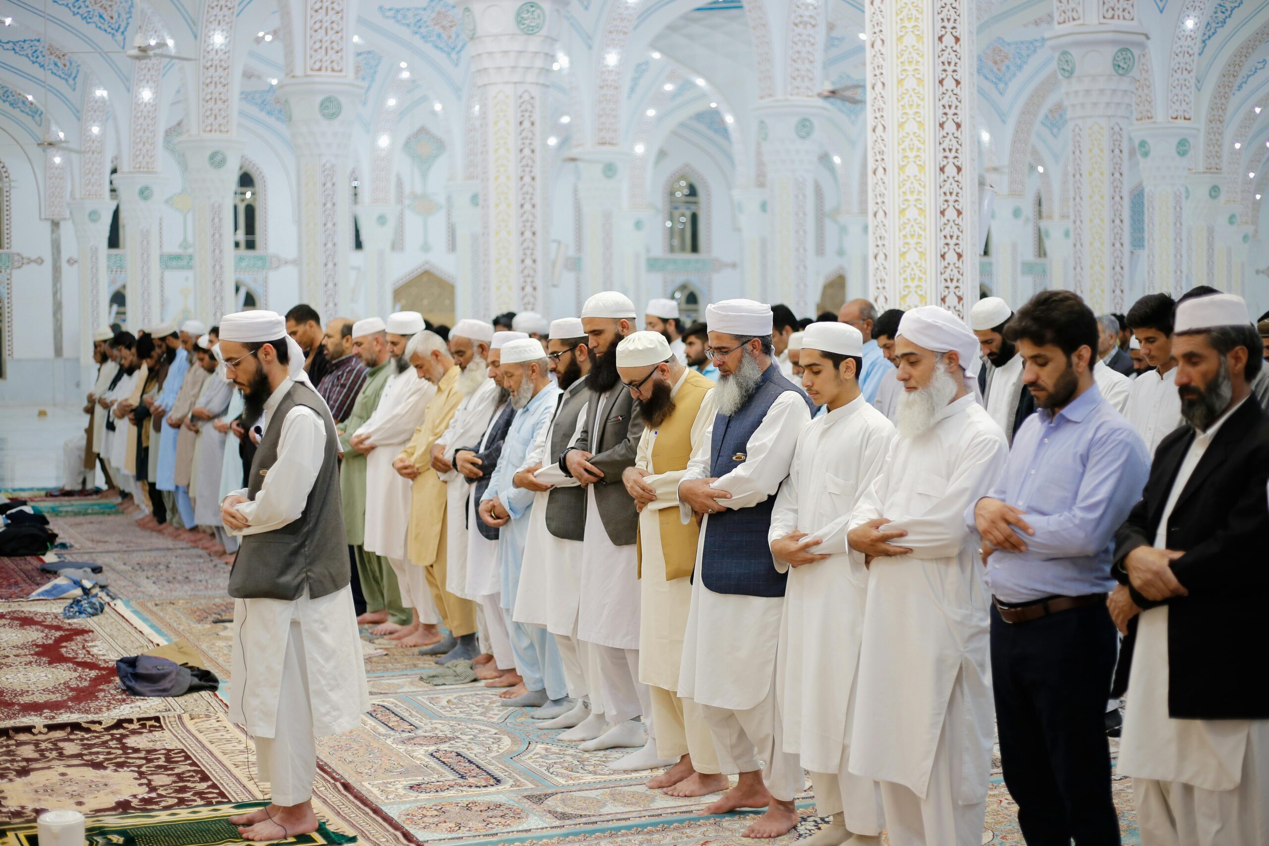 Menulis Buku Panduan Tarawih yang Lengkap dan Mudah Dipahami